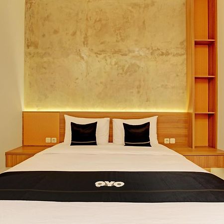 Super Oyo Capital O 92987 Keenan Living Perumnas Maguwo ภายนอก รูปภาพ