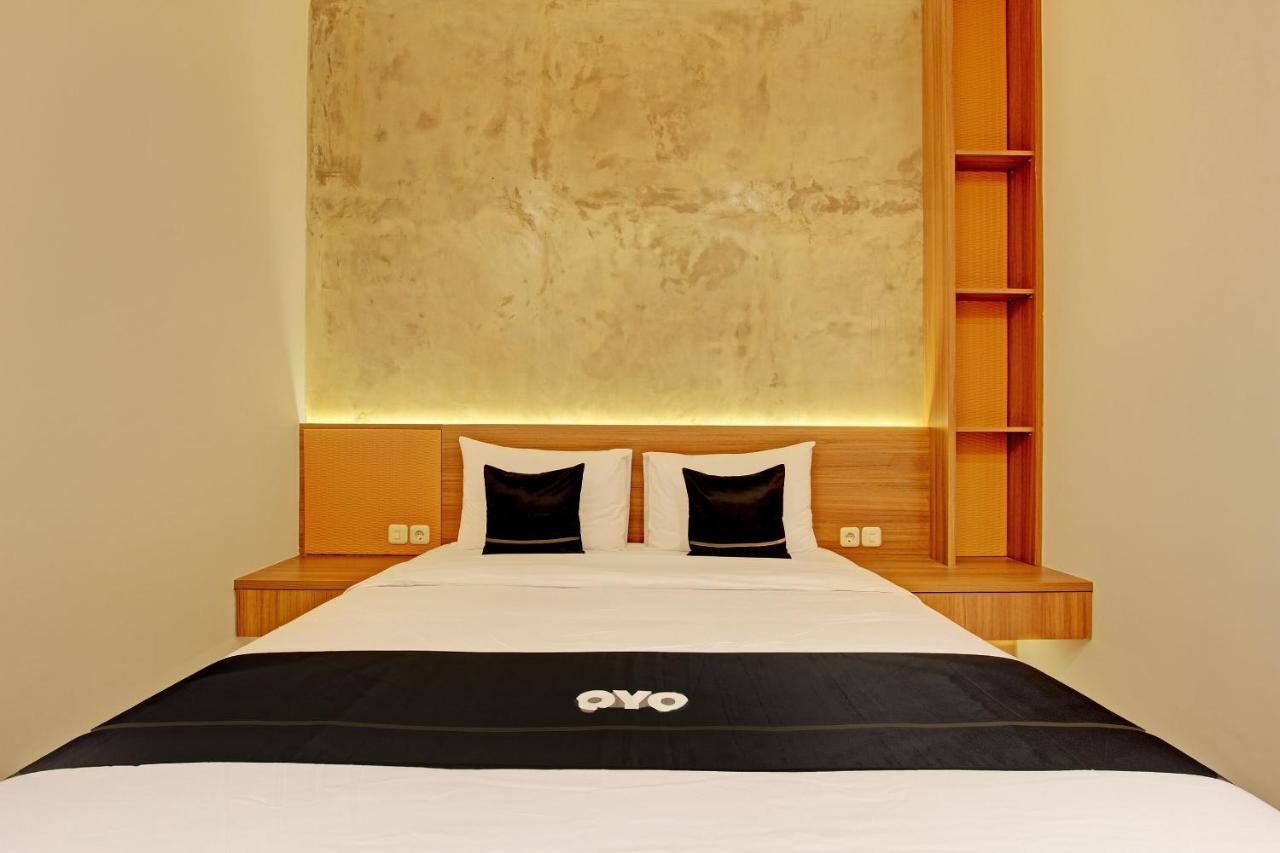 Super Oyo Capital O 92987 Keenan Living Perumnas Maguwo ภายนอก รูปภาพ