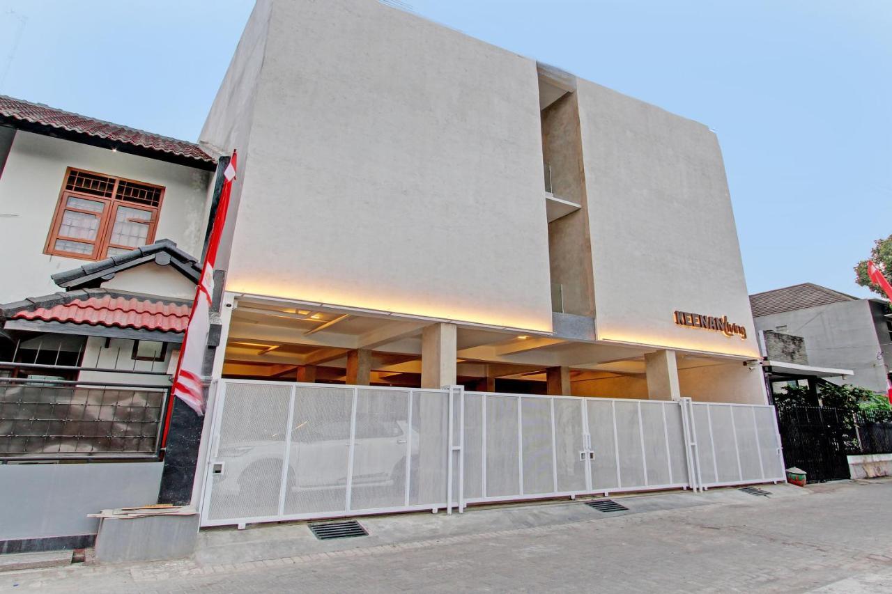 Super Oyo Capital O 92987 Keenan Living Perumnas Maguwo ภายนอก รูปภาพ